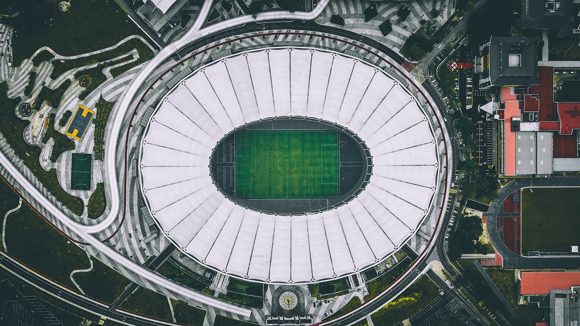 哈登迎来五赛季出色发挥，阿森纳观众热烈欢呼！上演精彩一战